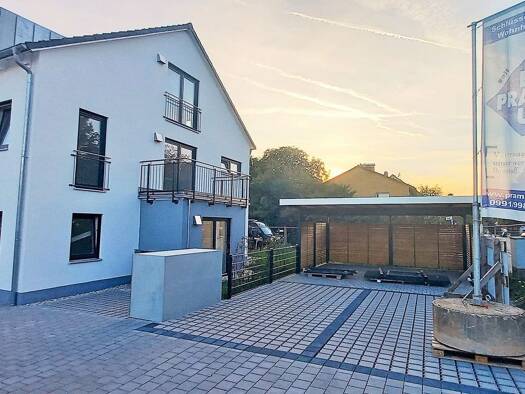 Reihenmittelhaus zum Kauf - Erstbezug provisionsfrei 849.000 € 5 Zimmer 142,8 m² 200,1 m² Grundstück St. Kolomann Str. 23 Wörth 85457