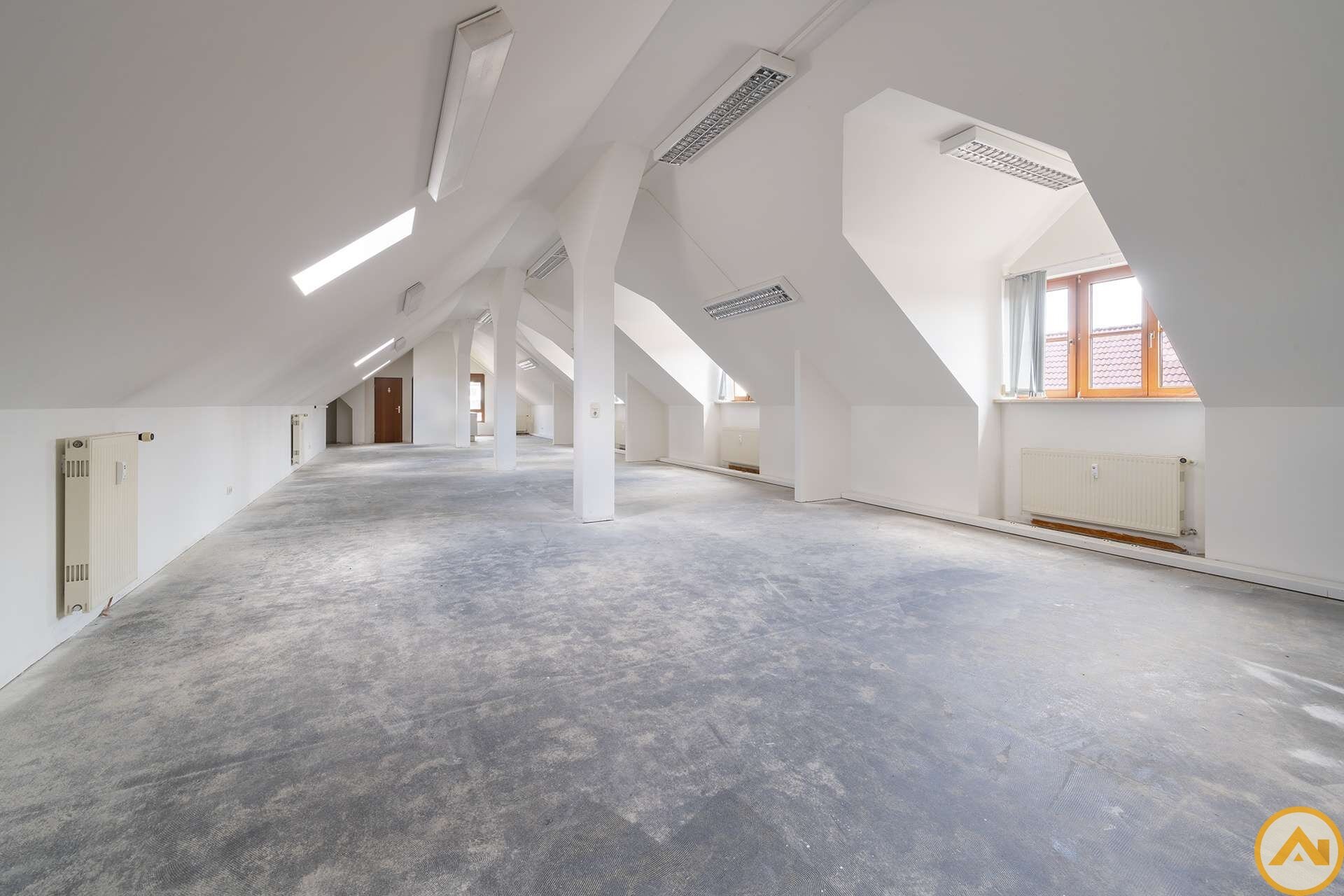 Büro-/Praxisfläche zum Kauf 3 Zimmer 271,3 m²<br/>Bürofläche Karlsfeld 85757