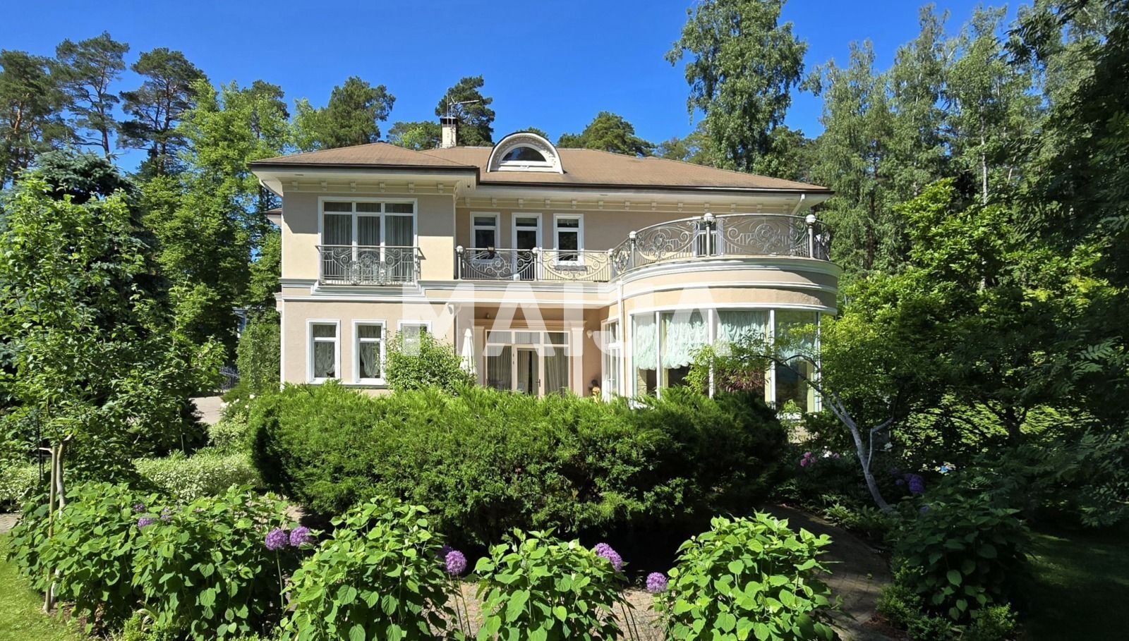 Einfamilienhaus zum Kauf 1.950.000 € 7 Zimmer 450 m²<br/>Wohnfläche 2.500 m²<br/>Grundstück Rembates 2, Jurmala Jurmala 2015