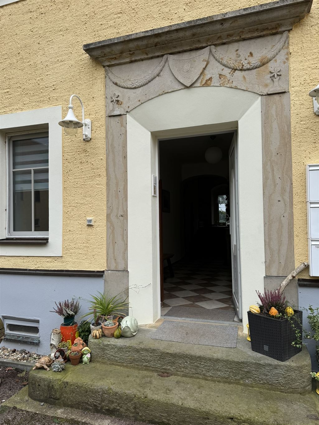 Wohnung zur Miete 275 € 1 Zimmer 36 m²<br/>Wohnfläche ab sofort<br/>Verfügbarkeit Präbschütz Döbeln 04720