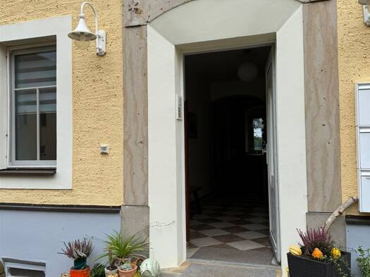 Wohnung zur Miete 275 € 1 Zimmer 36 m² frei ab sofort Präbschütz Döbeln 04720