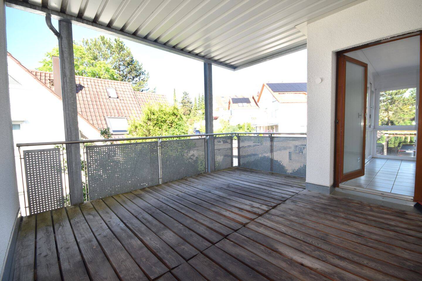 Gepflegte 3- Zi.- Whg. mit Balkon und Aufzug am alten Golfplatz