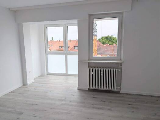 Wohnung zur Miete 414 € 1 Zimmer 23 m² 5. Geschoss frei ab sofort Maxfeld Nürnberg 90409