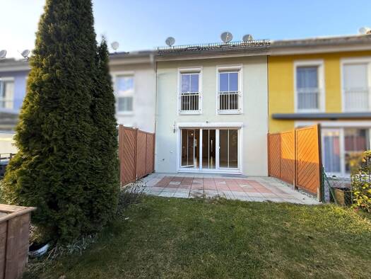 Reihenmittelhaus zur Miete 2.225 € 4 Zimmer 135 m² 195 m² Grundstück frei ab sofort Hollern Unterschleißheim 85716