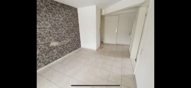 Studio zur Miete 229 € 2 Zimmer 48 m² 3. Geschoss frei ab sofort Weststrasse 8 Schneidenbach Reichenbach 08468