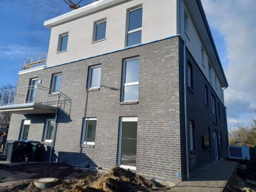 Wohnung zur Miete 872 € 3 Zimmer 63,3 m² 1. Geschoss frei ab 01.05.2026 Bremer Straße 27 Emtinghausen 27321