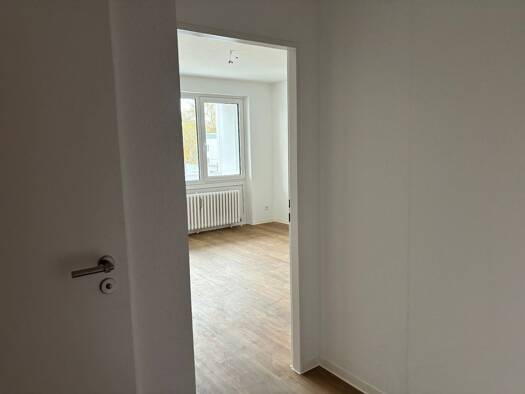 Wohnung zur Miete nur mit Wohnberechtigungsschein 269 € 1 Zimmer 37 m² 3. Geschoss frei ab sofort Tollerstr. 1 Bocklemünd/Mengenich Köln 50829