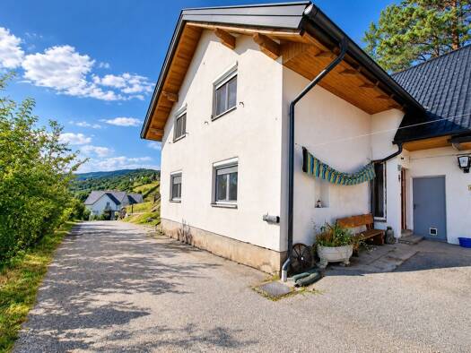 Einfamilienhaus zum Kauf 215.000 € 5 Zimmer 1.200 m² Grundstück frei ab 01.04.2027 Hartl 8224