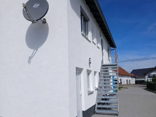 Maisonette zur Miete 1.050 € 3,5 Zimmer 100 m² Geschoss 1/1 frei ab sofort Stephansposching Stephansposching 94569