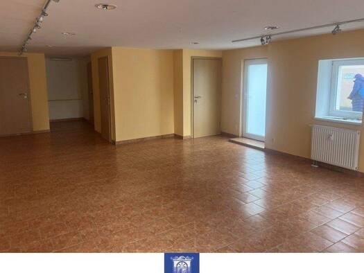 Verkaufsfläche zur Miete provisionsfrei 665 € 3 Zimmer 97,8 m² Verkaufsfläche teilbar ab 97,8 m² Coswig 01640