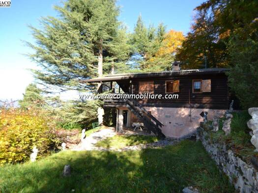 Haus zum Kauf 235.000 € 2 Zimmer 100 m² 900 m² Grundstück frei ab sofort Via Prada San Zeno di Montagna 37010