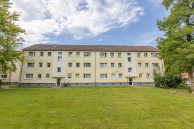 Wohnung zur Miete 599 € 3 Zimmer 63,8 m² 1. Geschoss Ochsenweg 62 Weiche - Schäferhaus Flensburg 24941