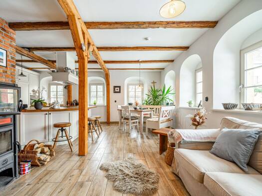 Bauernhaus zum Kauf 1.450.000 € 12 Zimmer 350 m² 14.860 m² Grundstück Canitz Riesa 01591