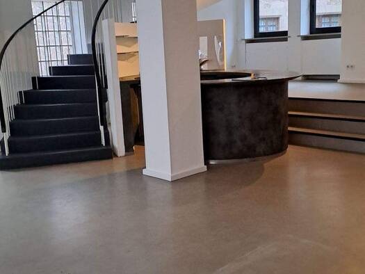 Laden zur Miete provisionsfrei 20,34 € 5 Zimmer 177 m² Verkaufsfläche Obere Wörthstraße 22 Lorenz Nürnberg 90403