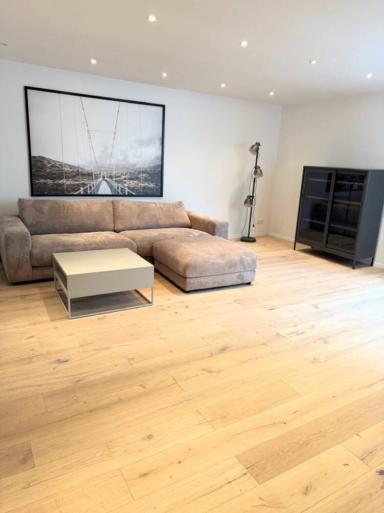 Wohnung zur Miete Wohnen auf Zeit 1.990 € 3 Zimmer 90 m² frei ab sofort Pempelfort Düsseldorf 40479