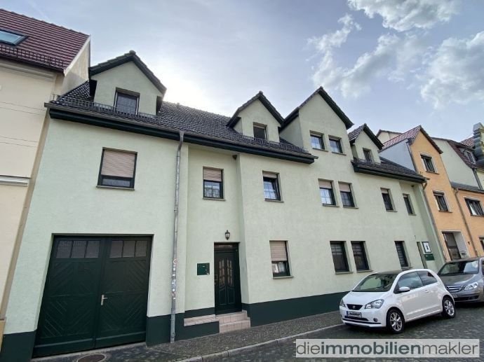 Mehrfamilienhaus zum Kauf 425.000 € 10 Zimmer 270 m²<br/>Wohnfläche 420 m²<br/>Grundstück Golßen Golßen 15938