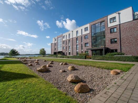 Wohnung zur Miete 1.350 € 3 Zimmer 82,7 m² frei ab 01.11.2026 Schleswig 24837