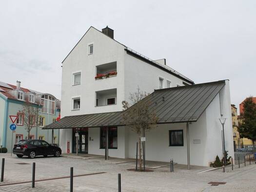Wohnung zur Miete 830 € 4 Zimmer 103,7 m² 2. Geschoss frei ab 01.10.2026 Bahnhofstraße 3 Fürstenzell Fürstenzell 94081