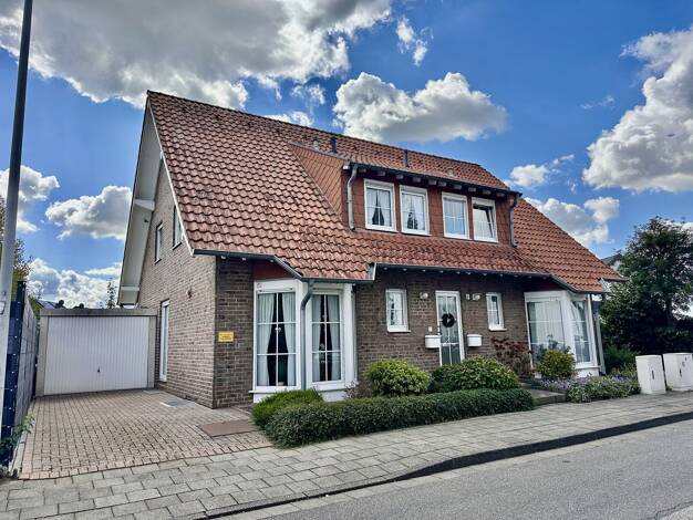 Doppelhaushälfte zum Kauf 349.000 € 5 Zimmer 96 m² 229 m² Grundstück Wickrath Mönchengladbach 41189