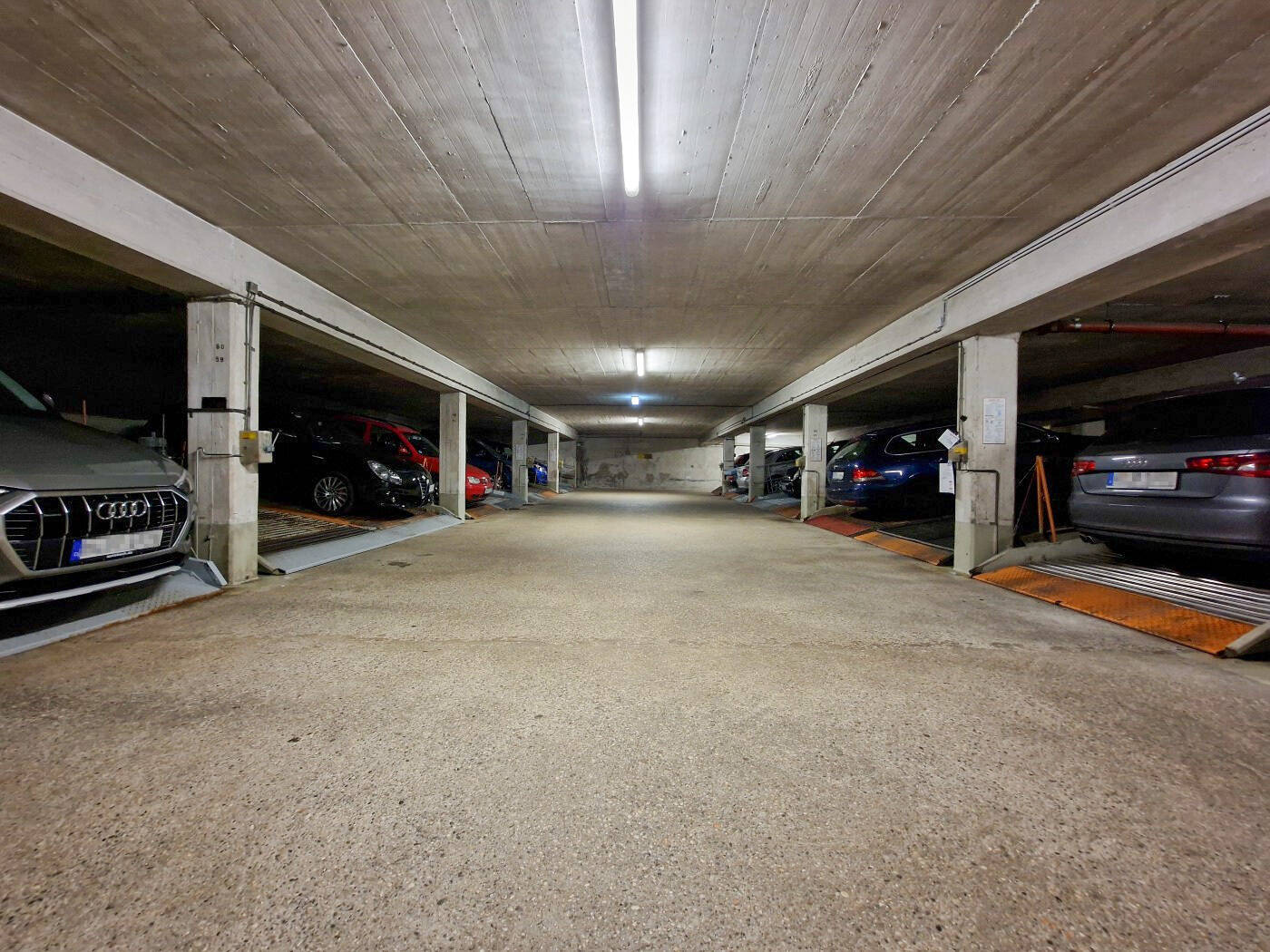 Duplex-Garage zur Miete - Ansicht 2
