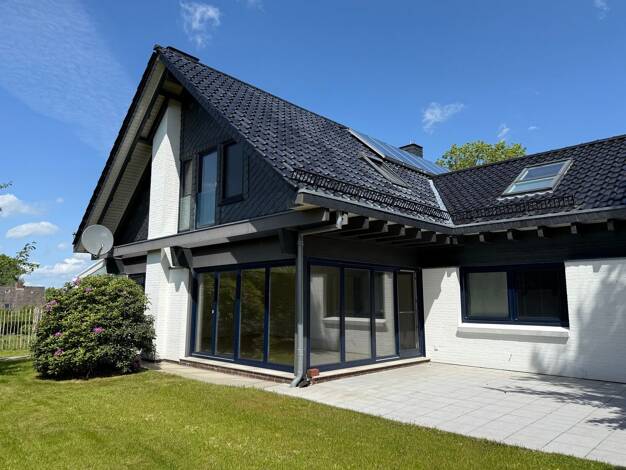 Doppelhaushälfte zur Miete 1.865 € 4 Zimmer 150 m² 986 m² Grundstück frei ab sofort Süderholm Heide 25746