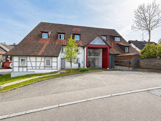 Wohnung zur Miete 695 € 3 Zimmer 95 m² 2. Geschoss frei ab 01.09.2026 Dunningen Dunningen 78655