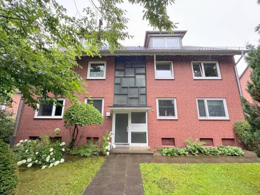 Wohnung zur Miete 659 € 2 Zimmer 50 m² Dachgeschoss, 2. Geschoss Farmsen-Berne Hamburg 22159