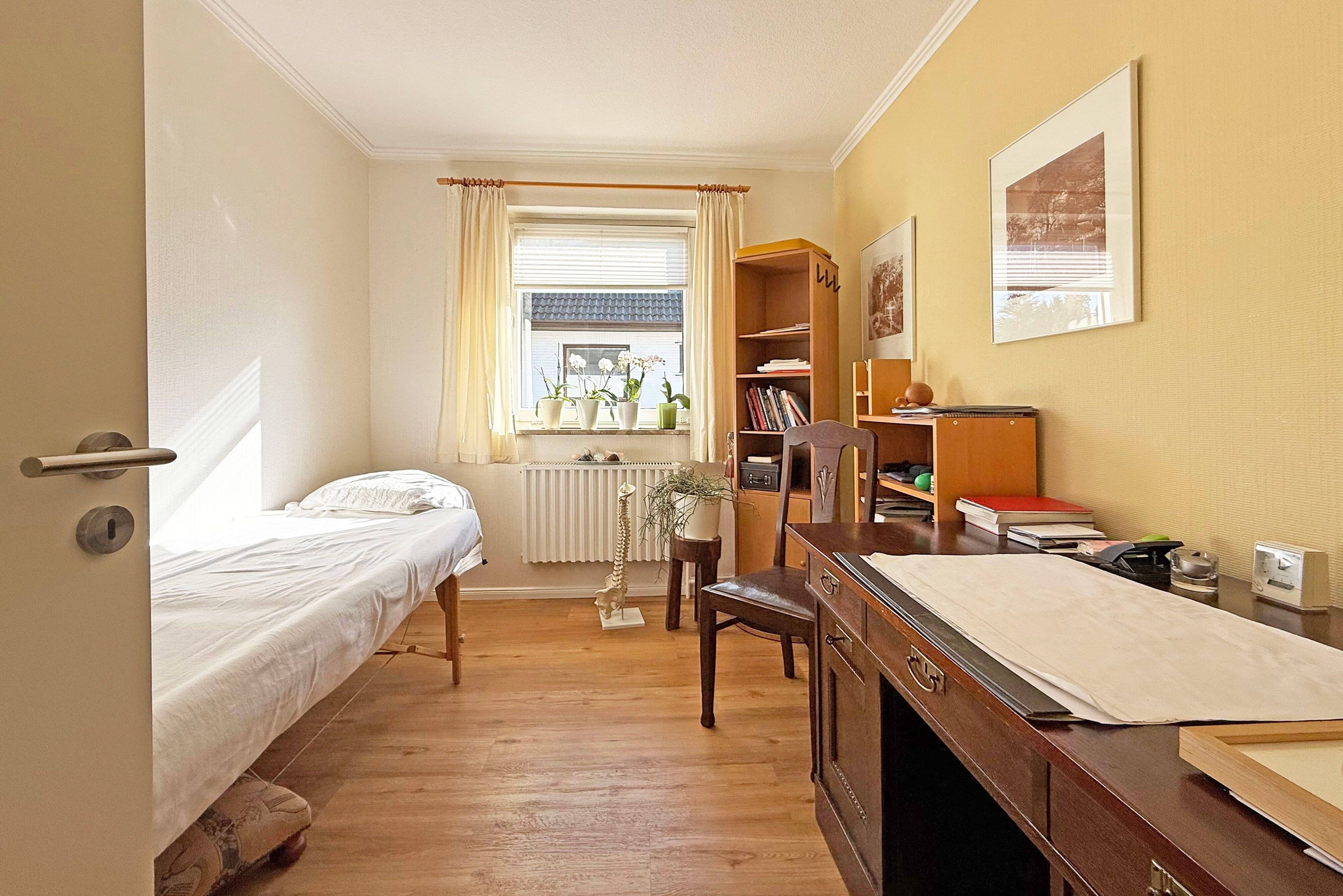 Property thumbnail 10