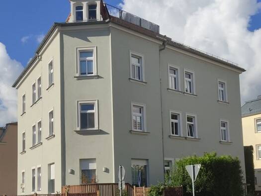 Wohnung zur Miete 441 € 2 Zimmer 49 m² Geschoss 1/3 frei ab 01.10.2026 Barthübelstraße 2 Radebeul 01445