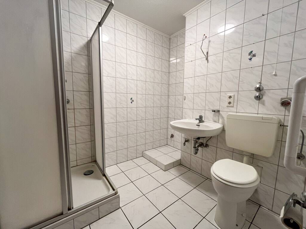 Property thumbnail 13