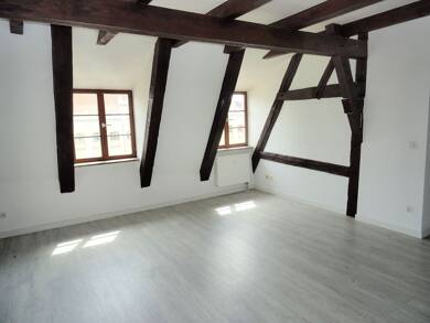 Wohnung zur Miete 470 € 3 Zimmer 92 m² Dachgeschoss, 3. Geschoss Hauptmarkt Innenstadt 112 Zwickau 08056