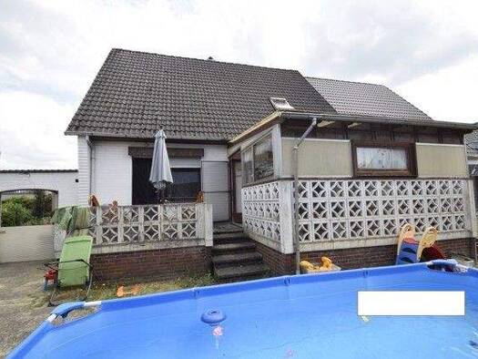 Einfamilienhaus zum Kauf 339.000 € 5 Zimmer 198 m² 874 m² Grundstück Seckenhausen Stuhr 28816