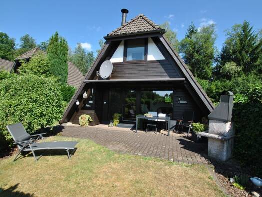 Einfamilienhaus zum Kauf 198.000 € 3 Zimmer 85 m² 325 m² Grundstück frei ab sofort Müsen Hilchenbach 57271