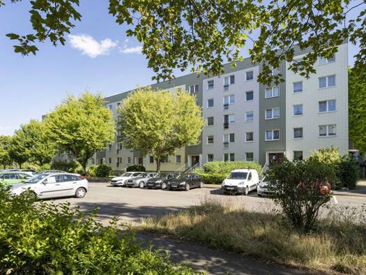 Wohnung zur Miete 476 € 3 Zimmer 61,9 m² 3. Geschoss frei ab 01.11.2026 Weißdornstraße 52 Grünau-Ost Leipzig 04209