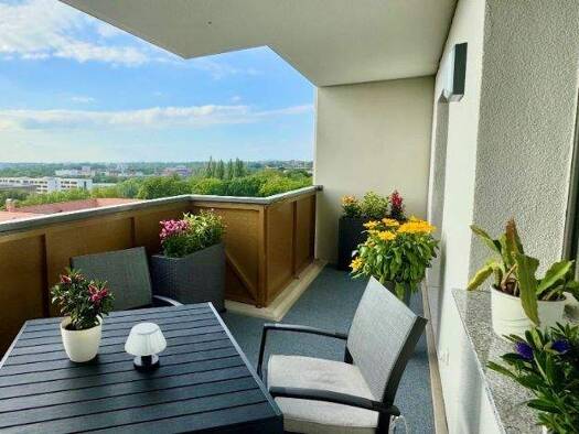 Wohnung zur Miete 700 € 4 Zimmer 73,7 m² 6. Geschoss frei ab 01.04.2026 Unterplan 2 Innenstadt Halle (Saale) 06110