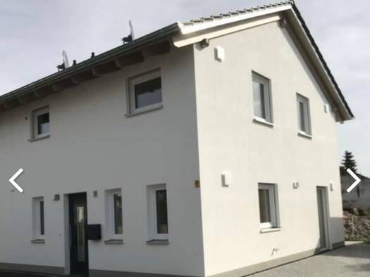 Doppelhaushälfte zur Miete 1.230 € 4 Zimmer 103 m² 150 m² Grundstück frei ab 01.02.2026 Essenbach 84051