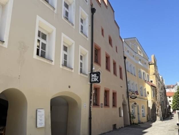 Laden zur Miete 1.350 € Burghausen Burghausen 84489
