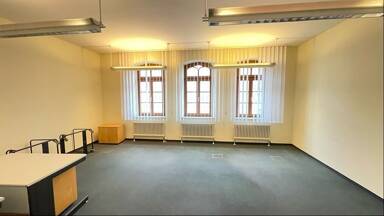Büro-/Praxisfläche zur Miete provisionsfrei 990 € 5 Zimmer Sebnitz Sebnitz 01855
