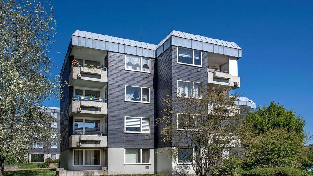 Wohnung zur Miete nur mit Wohnberechtigungsschein 361 € 2 Zimmer 60,7 m² 2. Geschoss frei ab sofort Brunnengasse 19 Innen Remscheid 42853