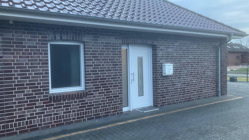 Doppelhaushälfte zur Miete 1.050 € 3 Zimmer 95 m² 150 m² Grundstück frei ab 01.07.2026 Kirchstraße 30a Ostrhauderfehn 26842