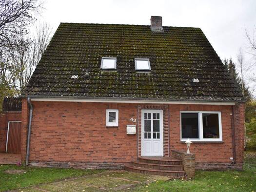 Einfamilienhaus zum Kauf 228.000 € 5 Zimmer 112 m² 4.038 m² Grundstück frei ab sofort Breklum 25821