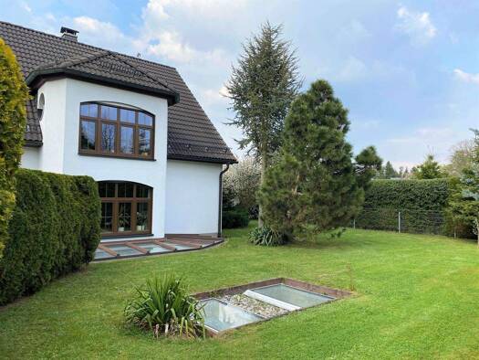 Einfamilienhaus zum Kauf 890.000 € 10 Zimmer 375 m² 1.760 m² Grundstück Oelsnitz Oelsnitz/Vogtland 08606