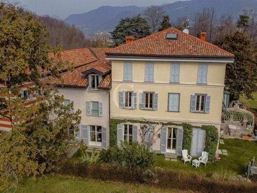 Wohnung zum Kauf 1.290.000 € 7 Zimmer 190 m² 1. Geschoss Como 22100