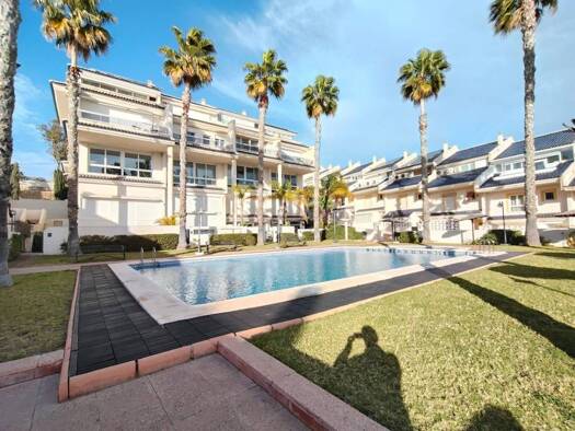 Reihenhaus zum Kauf 785.000 € 5 Zimmer 318 m² Alicante 03014