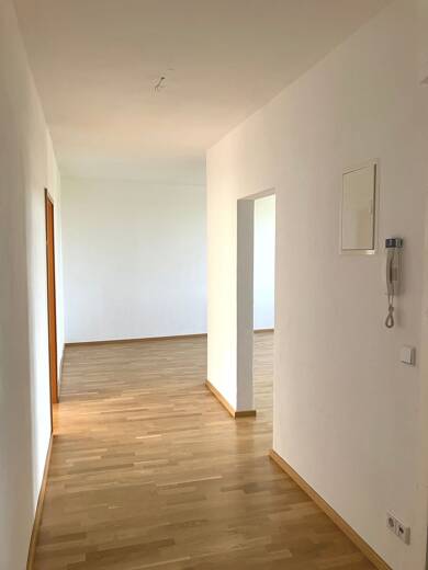 Wohnung zur Miete 590 € 3 Zimmer 84 m² 3. Geschoss frei ab sofort Zeißstraße 9 Hilbersdorf 150 Chemnitz 09131