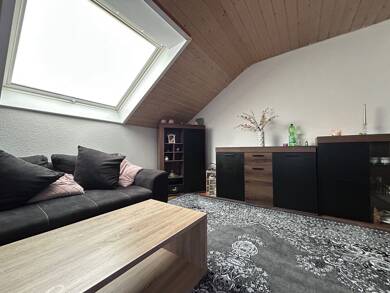 Wohnung zum Kauf 165.000 € 3,5 Zimmer 67,9 m² Dachgeschoss Großaspach Aspach 71546
