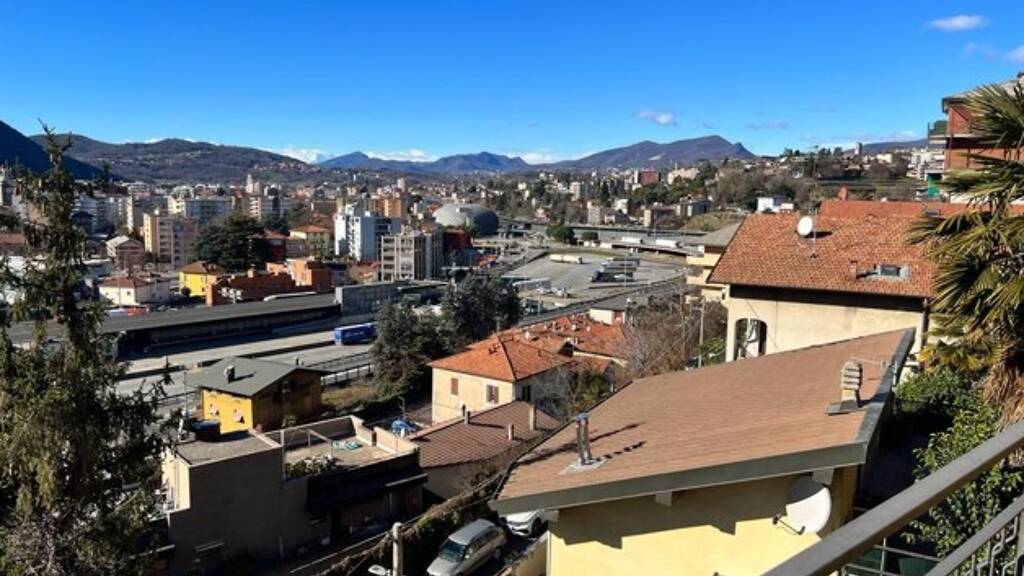 Wohnung zum Kauf 600.000 € 5 Zimmer Ponte Chiasso 22100