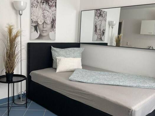 Wohnung zur Miete auf Zeit 1.350 € 1 Zimmer 29 m² frei ab 01.09.2026 Hadern München 80689