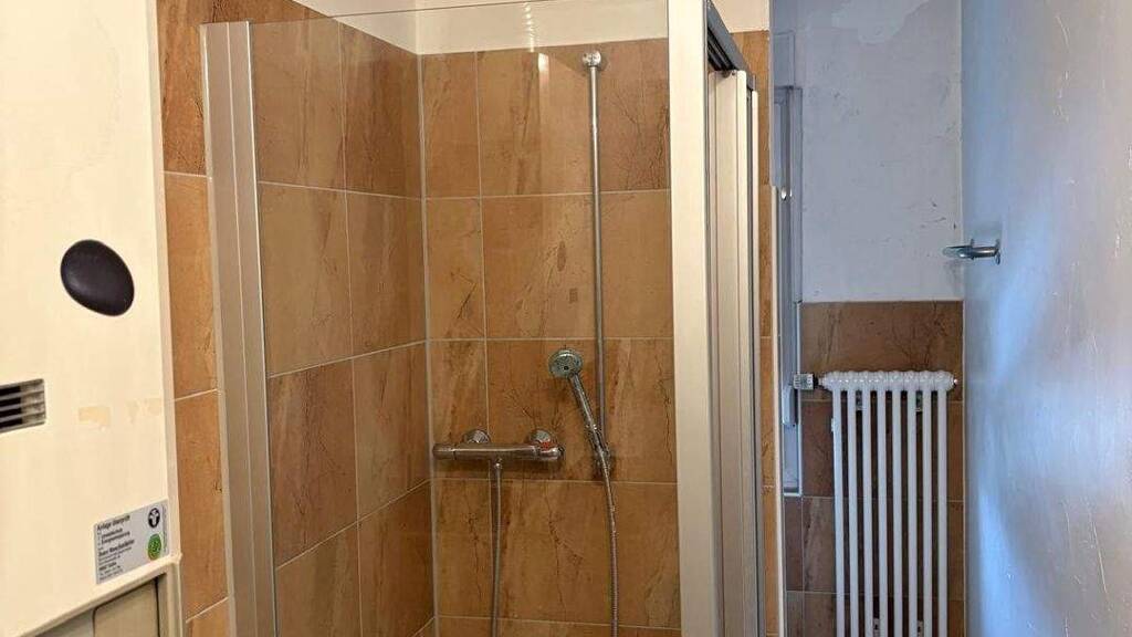 Wohnung zur Miete 500 € 3 Zimmer 60 m² frei ab sofort Riedstraße 13 Wechmar Günthersleben-Wechmar 99869