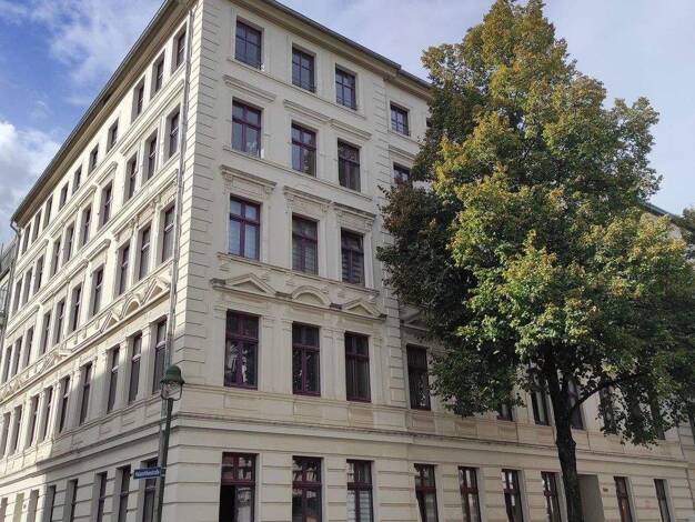 Wohnung zur Miete 395 € 2 Zimmer 49 m² 3. Geschoss frei ab 01.04.2026 Leipziger Str. Magdeburg 39112